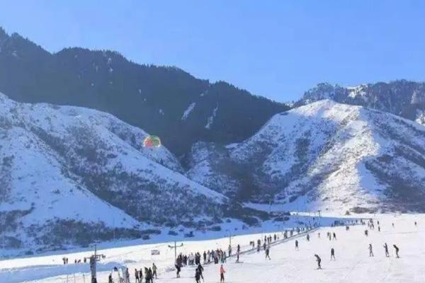 新疆有哪些滑雪场好玩